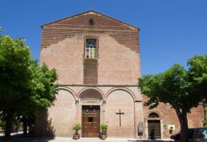 Facciata della chiesa di San Francesco a Città della Pieve, chiamata anche Santuario della Madonna di Fatima.